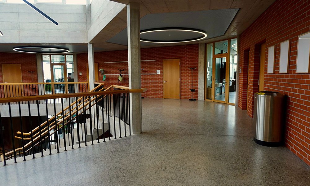 Tile flooring